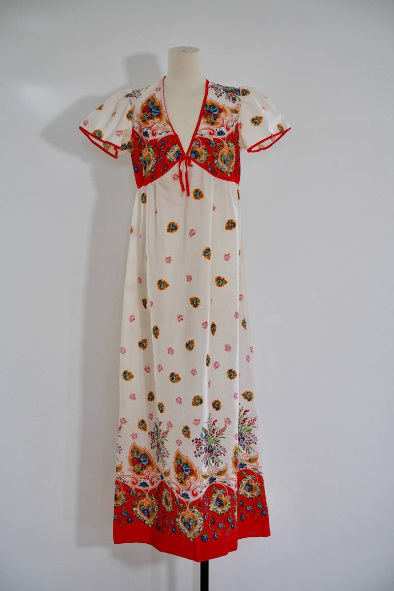 1970Er Vintage Kleid Nachthemd Größe S Hippie Flower Power Maxi Sommerkleid von GoldenGirlClothing