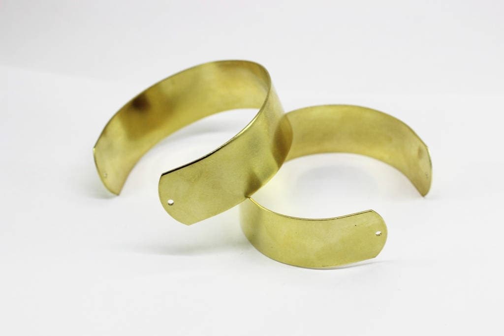 Handgemachtes Breites 25 Mm Rohmessing Armband Armreif, Blank, Manschettenarmband, Brer Handgemachtes Breites 25 Mm Rohmessing Armband Armreif, Blank, Manschettenarmband, Brer von GoldenHornSupplies