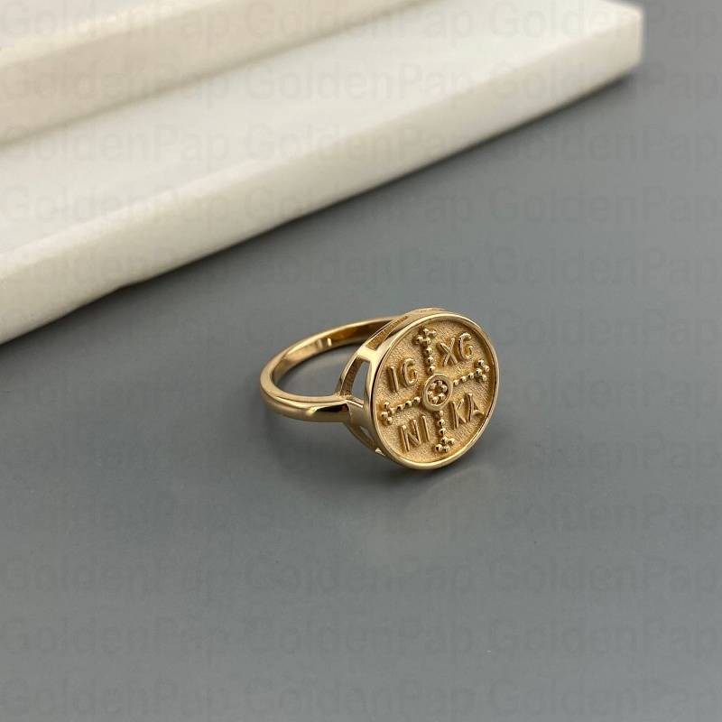 Massiver 585Er Goldring Mit Ec Xc Nika, Religiöser Ring Massiver 585Er Goldring Mit Ec Xc Nika, Religiöser Ring von GoldenPap
