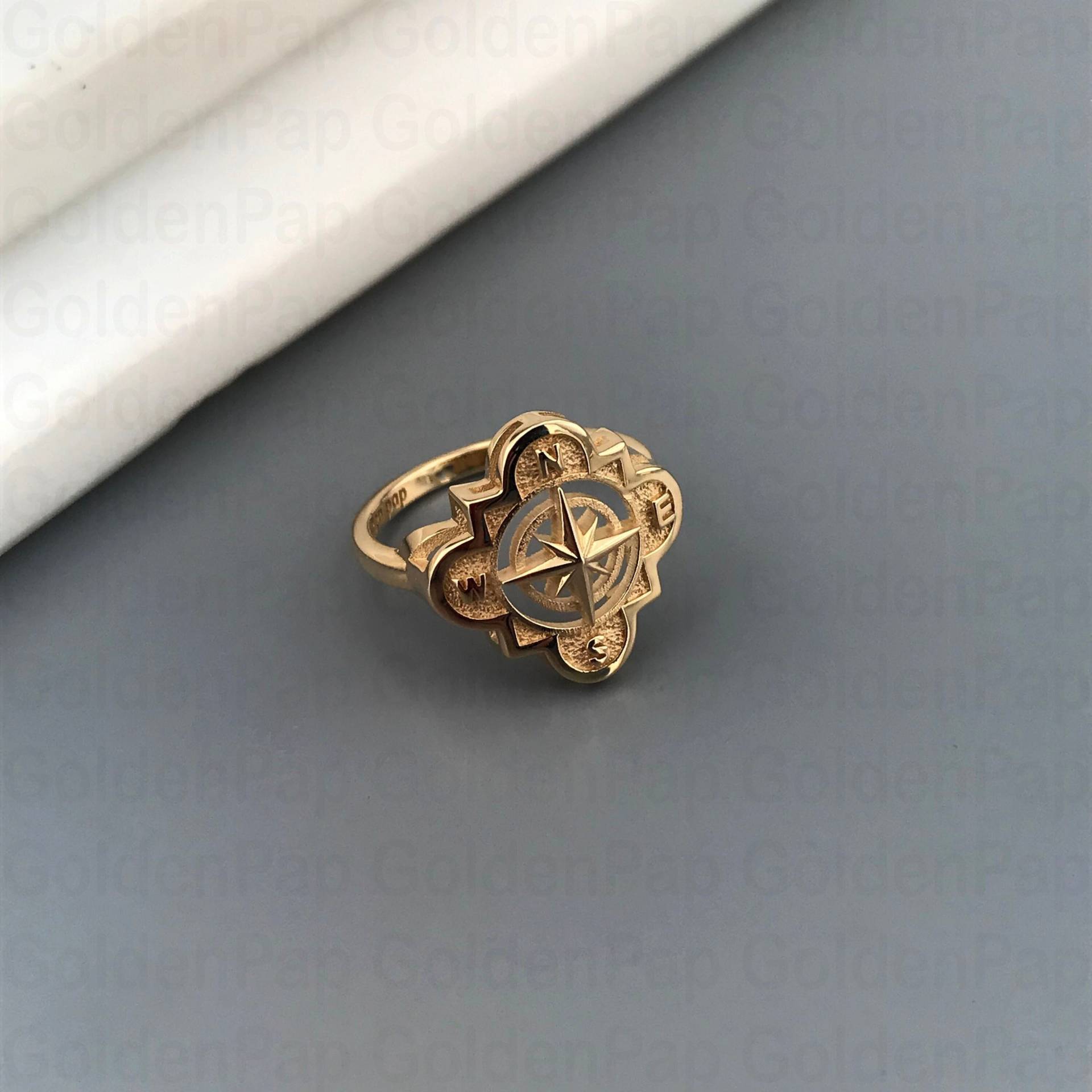 14K Massiver Goldring Mit Kompass 14K Massiver Goldring Mit Kompass von GoldenPap