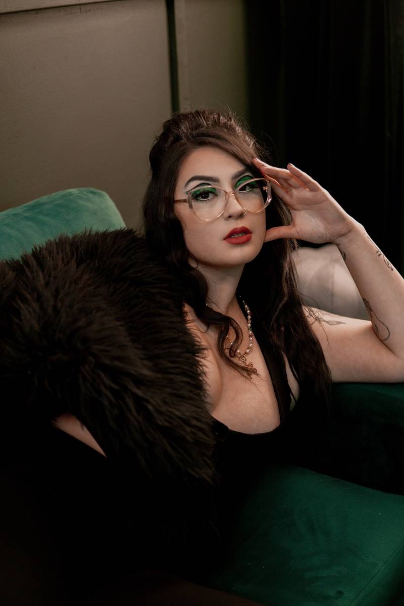 Vintage 80Er Jahre La Unterschied Navy Blau Gestreifte Transluzente Gold Detaillierte Brillengestelle Vintage 80Er Jahre La Unterschied Navy Blau Gestreifte Transluzente Gold Detaillierte Brillengestelle von GoldenPyramidSunnies