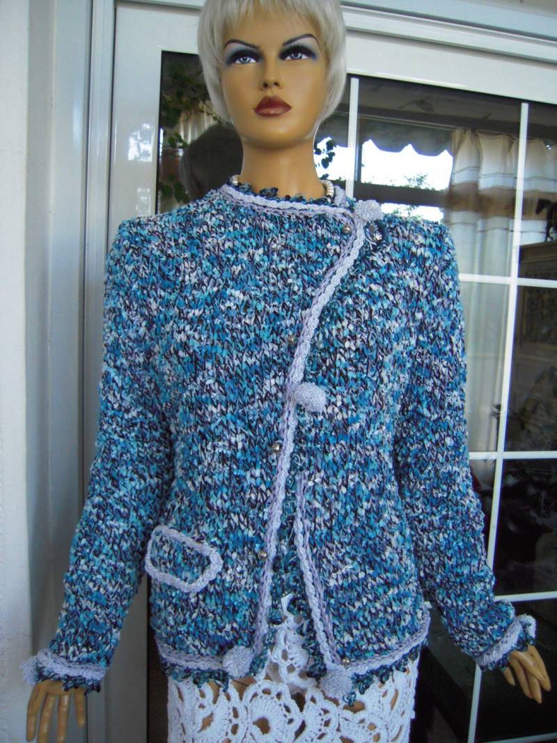 Handgemachte Samt Strickjacke Ozeanblauer Tweed, Häkel-Detail von GoldenYarn