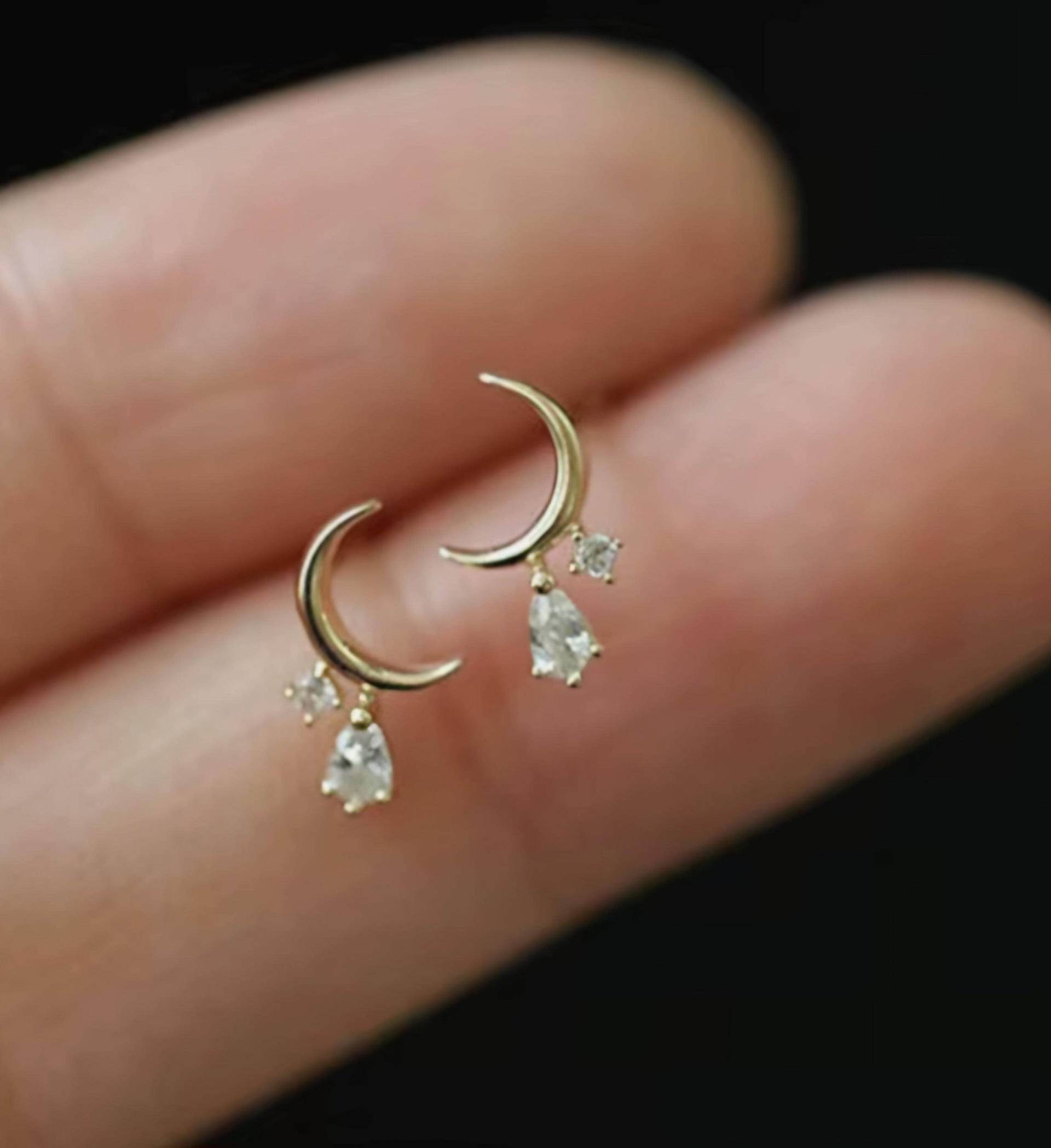 Zarte Mondsicheln in Gold/Silber Zarte Mondsicheln in Gold/Silber von GoldeneStunde