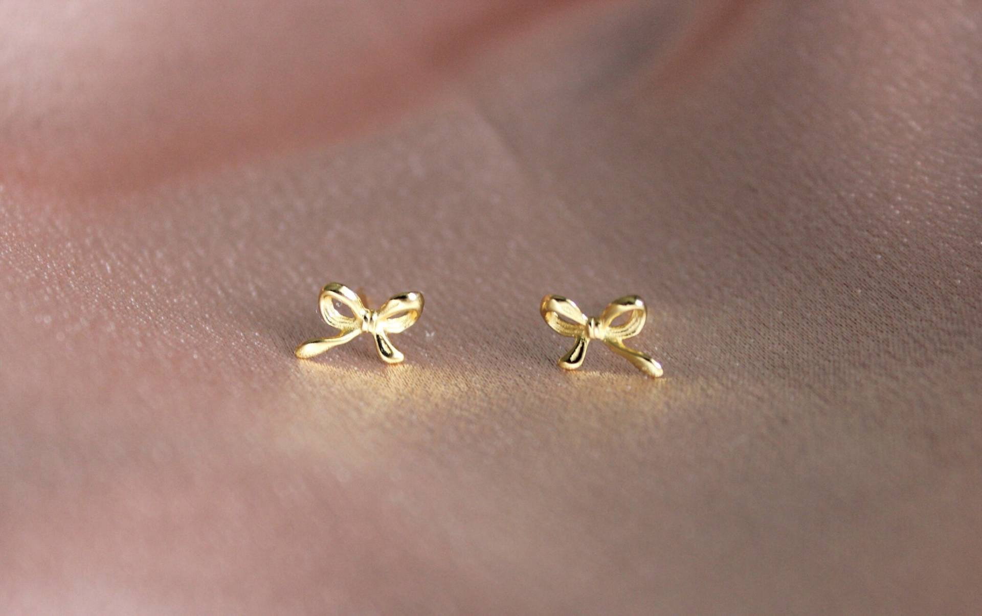 Goldene Schleifchen Goldene Schleifchen von GoldeneStunde