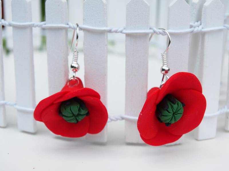 Mohn Ohrringe, Blumen Ohrringe, Roter Polymer Clay, Blumen Schmuck, Blumen Schmuck, Mohn Fimo, Mohn Schmuck von GoldenhandsByStavrov