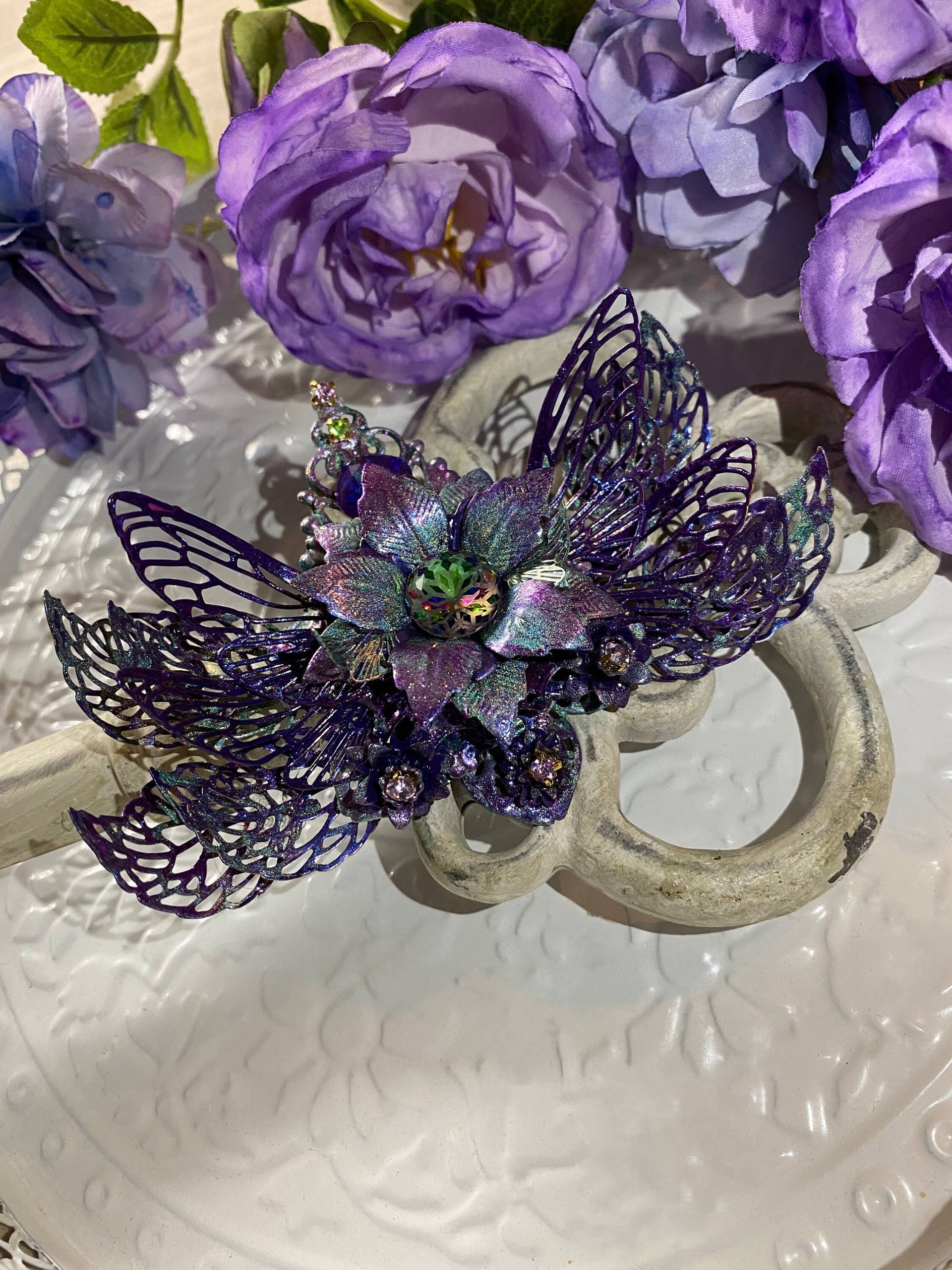 Haarspange Everrain Elvencorehandmade Hair Jewelleryfairy Tale Accessoriesenchanted Hairclipfairy Aesthetic Haarspange Everrain Elvencorehandmade Hair Jewelleryfairy Tale Accessoriesenchanted Hairclipfairy Aesthetic von GoldenschoenDesigns