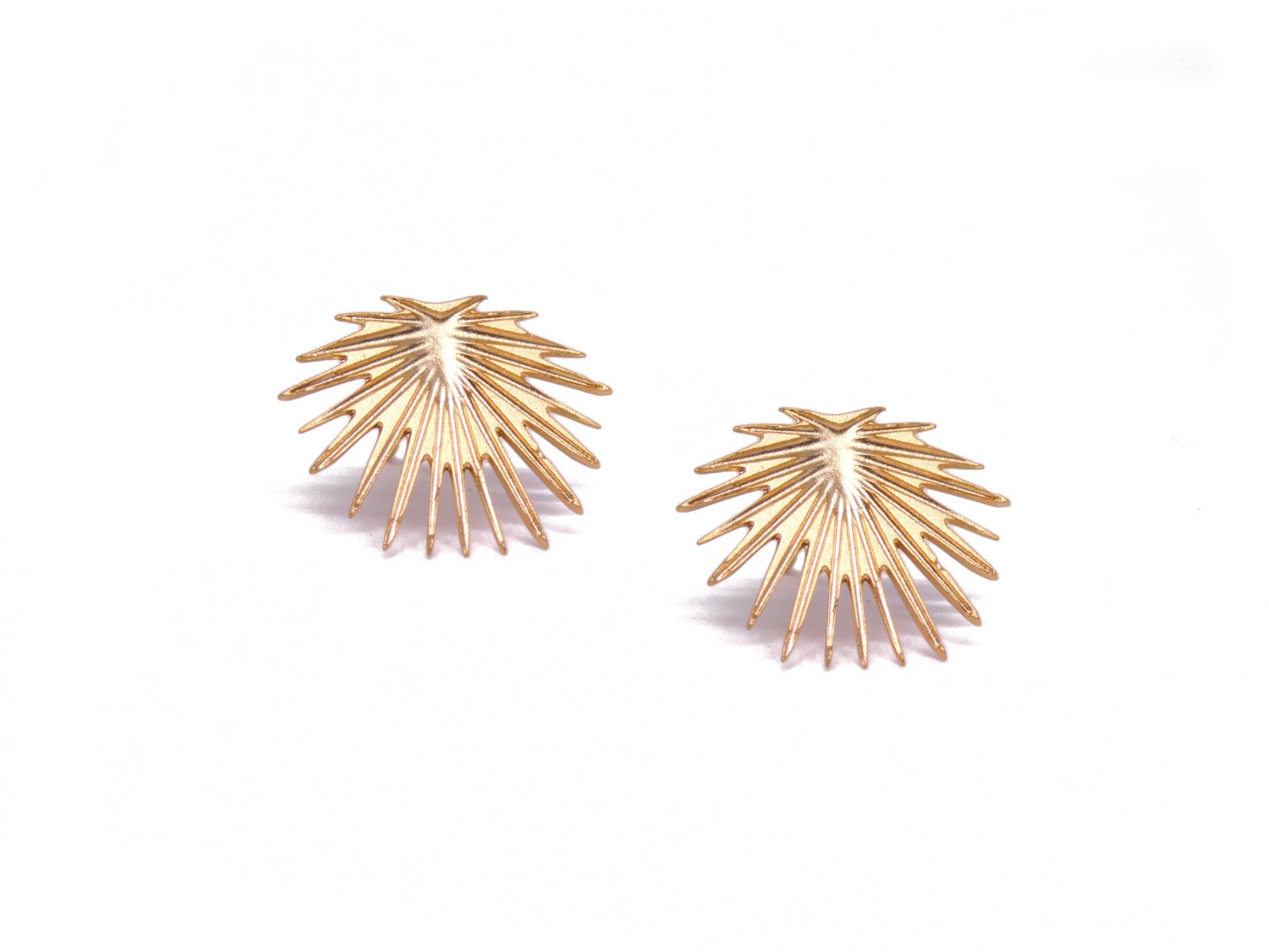 Messing Blatt Ohrstecker, Palm Tree Ohrringe, Sonne Rose Gold Post Laser Geschnitten Schmuck, Großhandel Goldie Liefert Messing Blatt Ohrstecker, Palm Tree Ohrringe, Sonne Rose Gold Post Laser Geschnitten Schmuck, Großhandel Goldie Liefert von GoldieSupplies
