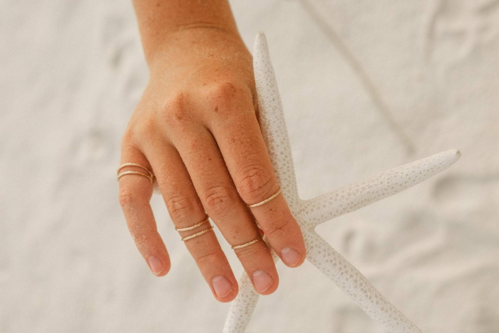 14K Solid Gold Stacking Ring - Ring, Zierliche Stapelringe, Minimaler Schmuck, Schmuck Geschenk von Goldielockes