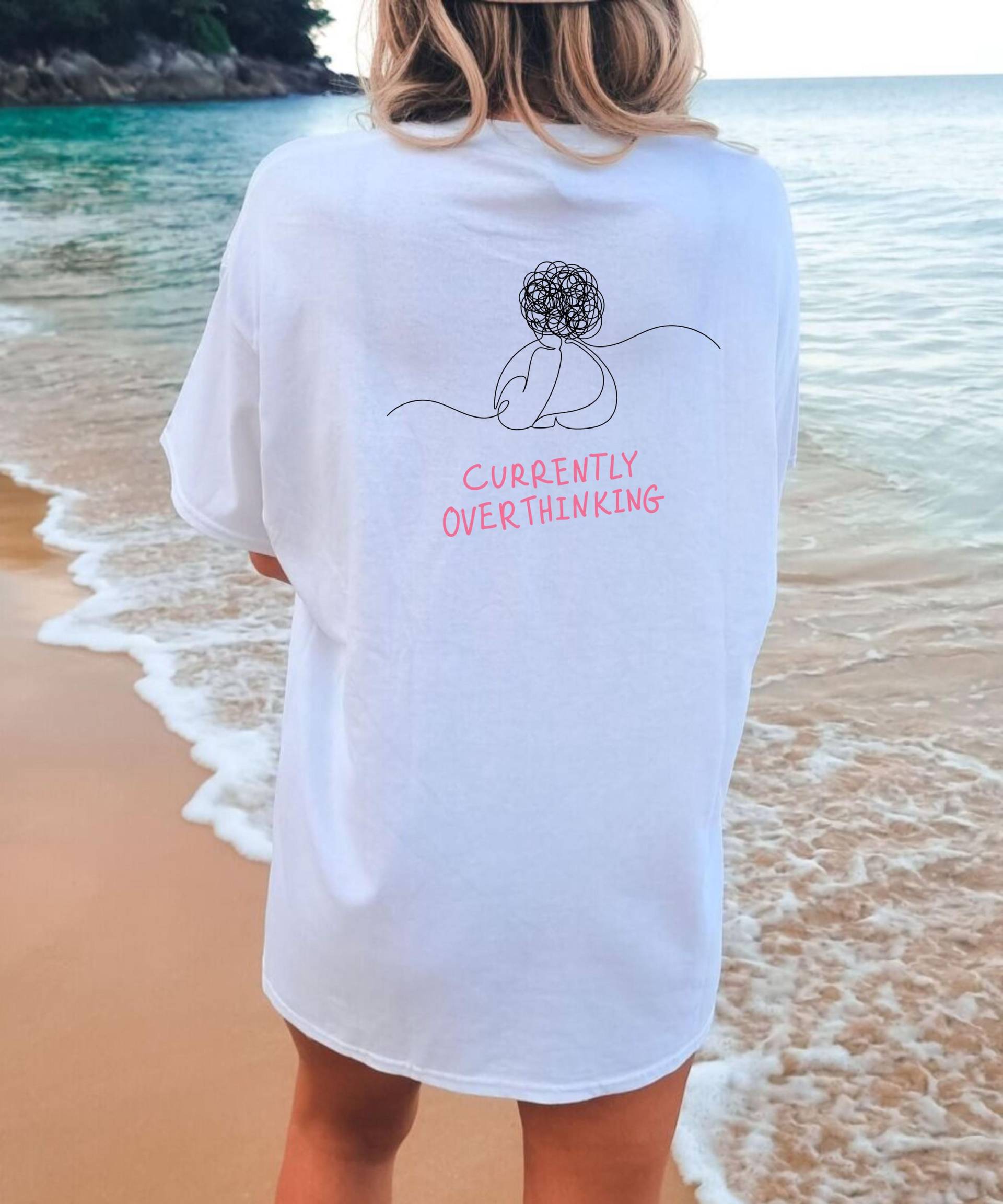 Overthinker T-Shirt, Shirt Mit Rückendruck, Currently Overthinking, Statement Shirt, Gedankenchaos, Geschenk Overthinker, Backprint Shirt von Goldivibes