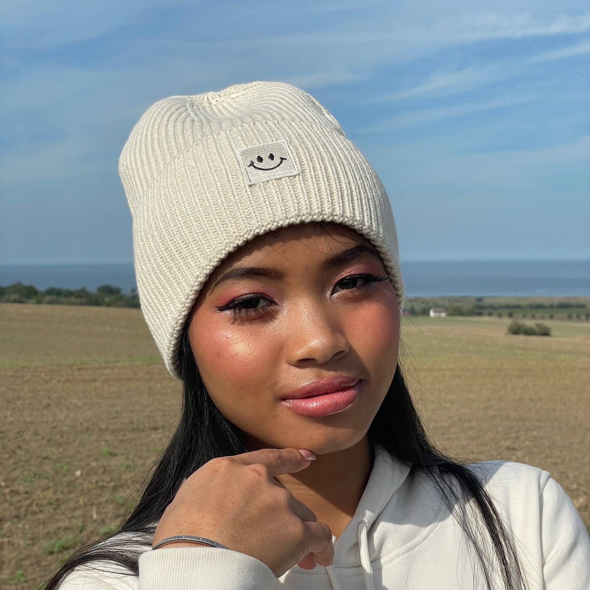 Goldjunge Oversized Beanie Happy Off White Goldjunge Oversized Beanie Happy Off White von GoldjungeOnline