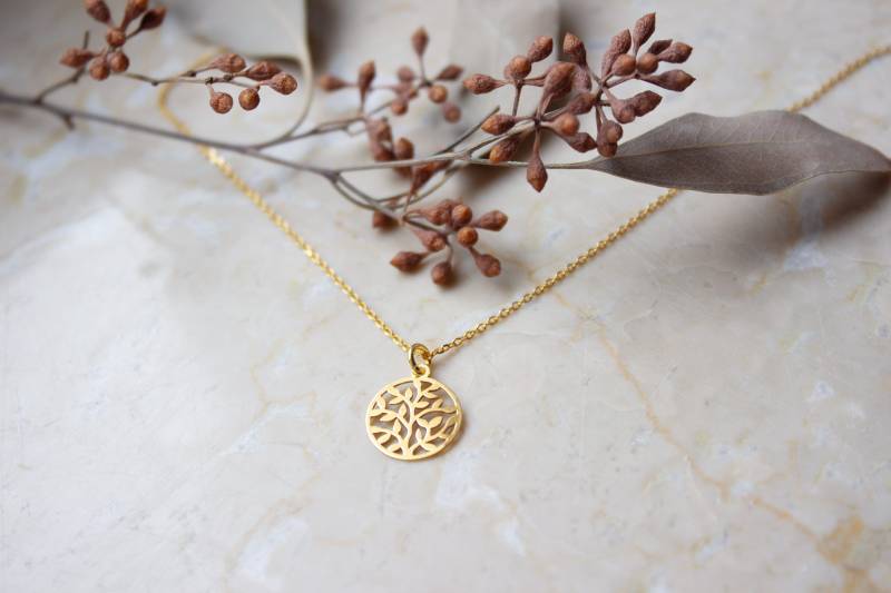 Filigrane Kette Lebensblume Gold, Silber, 925Er Silber Vergoldet Filigrane Kette Lebensblume Gold, Silber, 925Er Silber Vergoldet von GoldmarieJuwelen