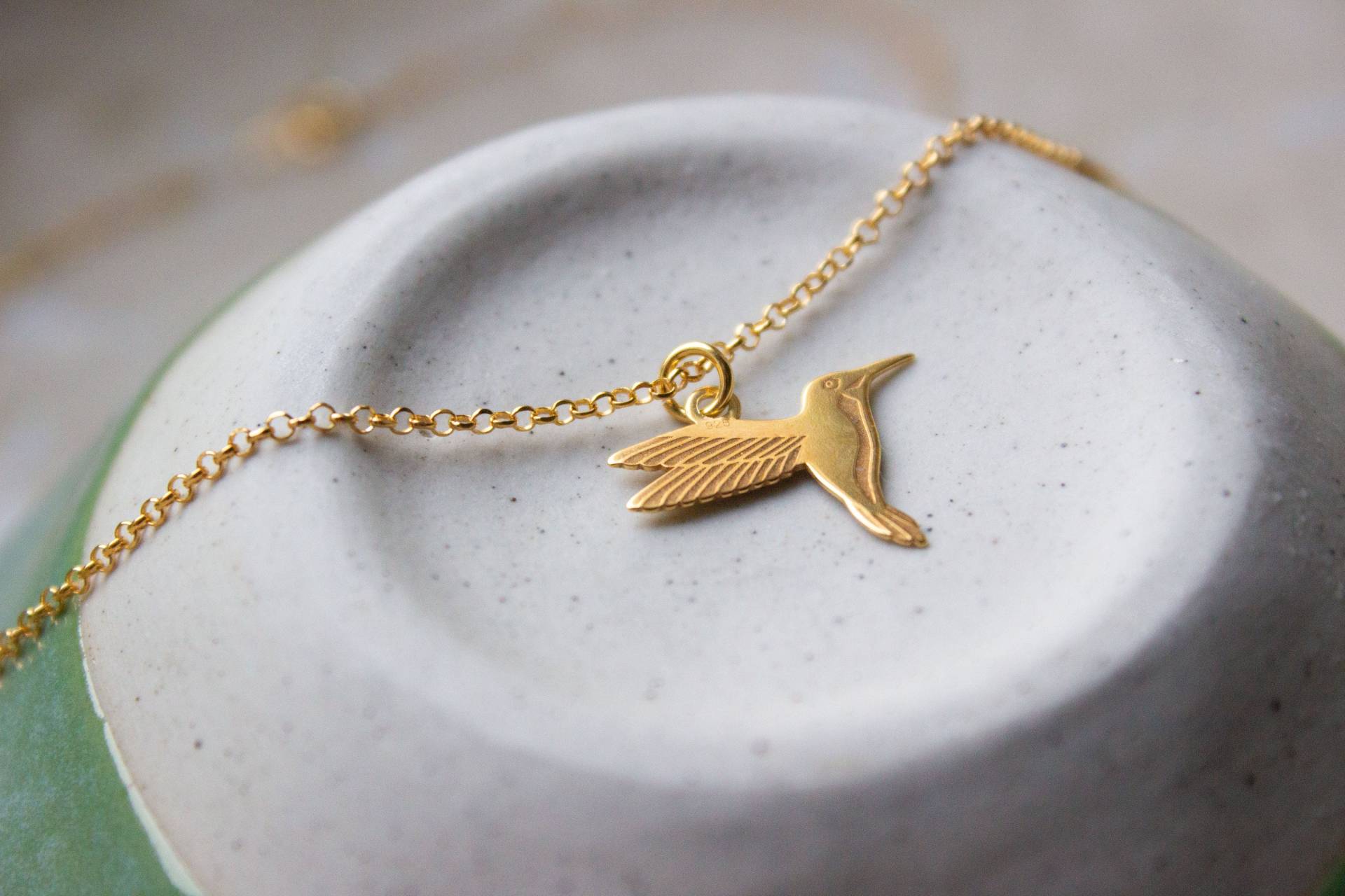 Goldene Kolibri Kette, 925Er Silber 24K Vergoldet Goldene Kolibri Kette, 925Er Silber 24K Vergoldet von GoldmarieJuwelen