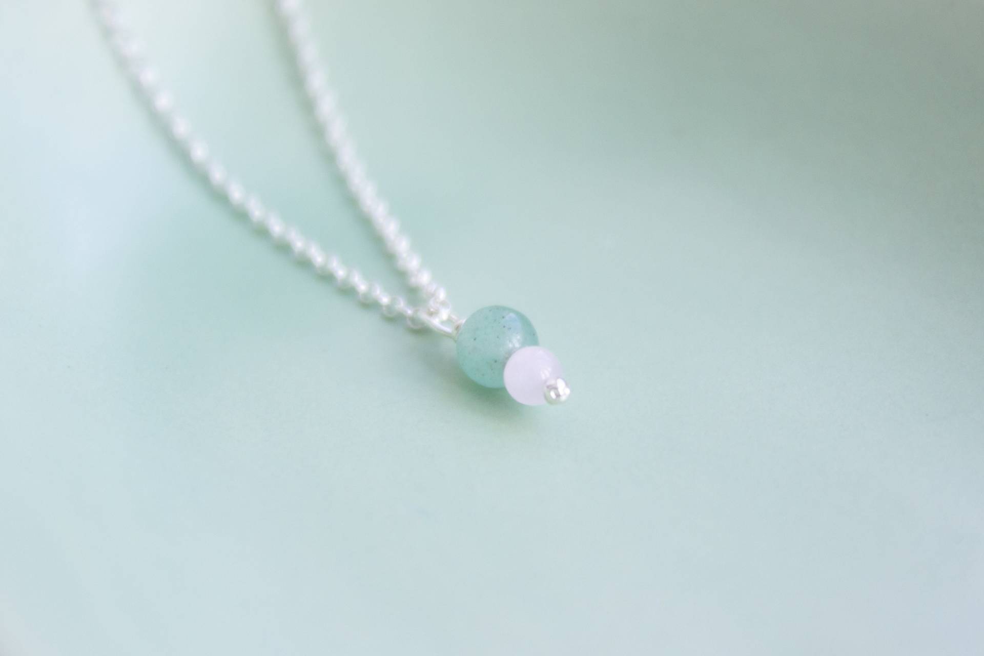 Silberne Kette Rosenquarz, Jade Perlen, 925 Silber Silberne Kette Rosenquarz, Jade Perlen, 925 Silber von GoldmarieJuwelen