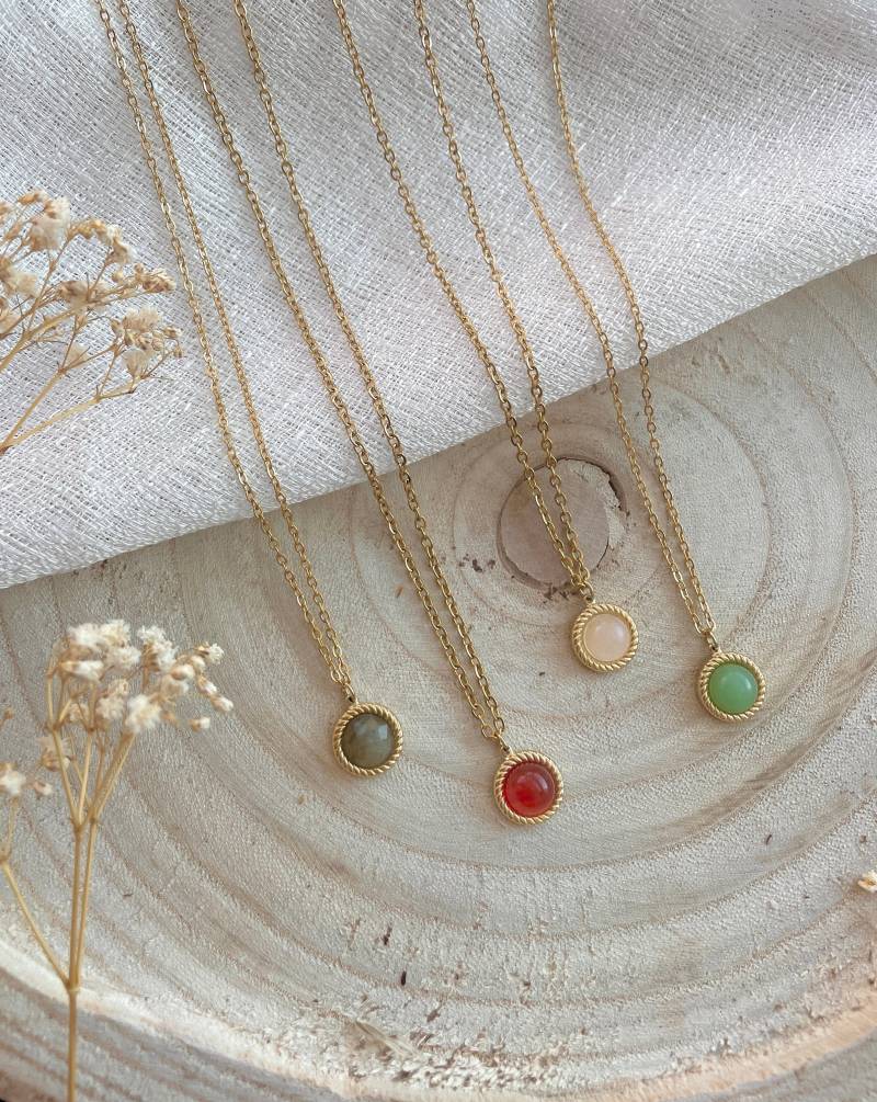 Funkelnde Edelstein Halsketten 18K Vergoldet Kristall Ketten Rund Naturstein Anhänger Labradorit Karneol Rosenquarz Aventurin von GoldmaryGems