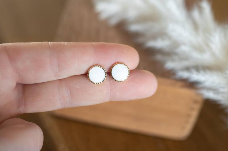 Ohrstecker Weiß, Boho, Hochzeit, Braut von GoldmiezeShop