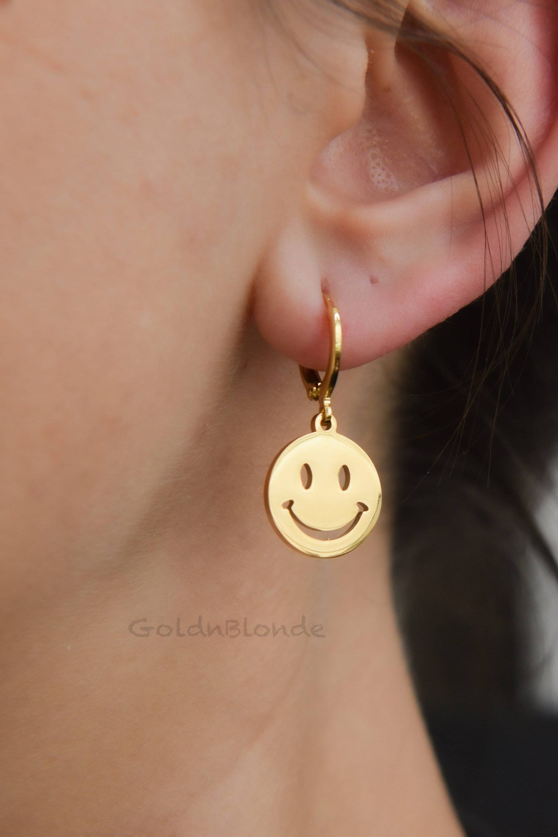 Gold Smiley Gesicht Charme Ohrringe Schmuck ・ Emoji Solid Creolen Freude Wasserdicht Geschenk Personalisierte Handmade Motivation Happy Day Mädchen von GoldnBlonde