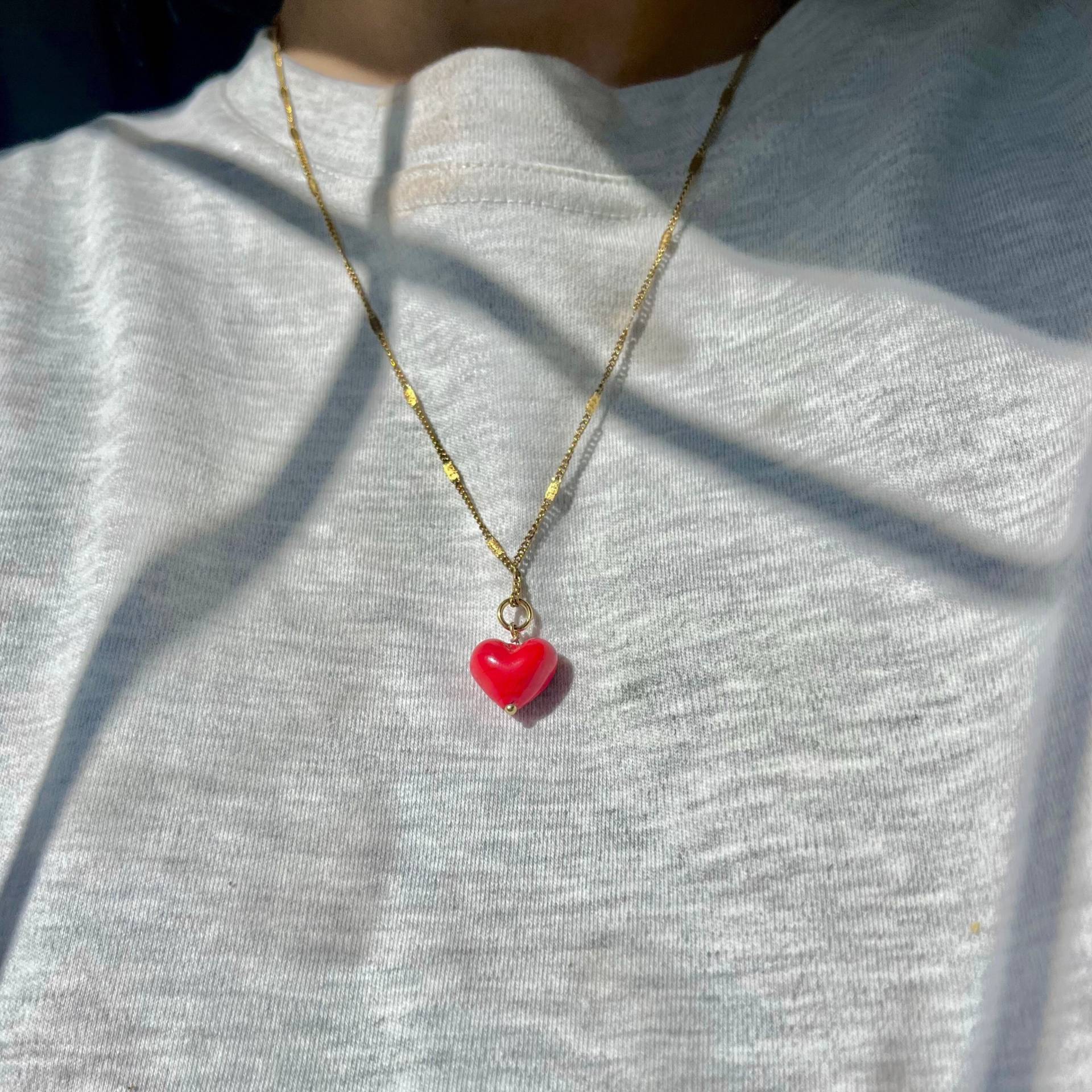 Rote Halskette, Vergoldetes Handgefertigtes Herz, Brautjungfer Geschenk von GoldnEarringss