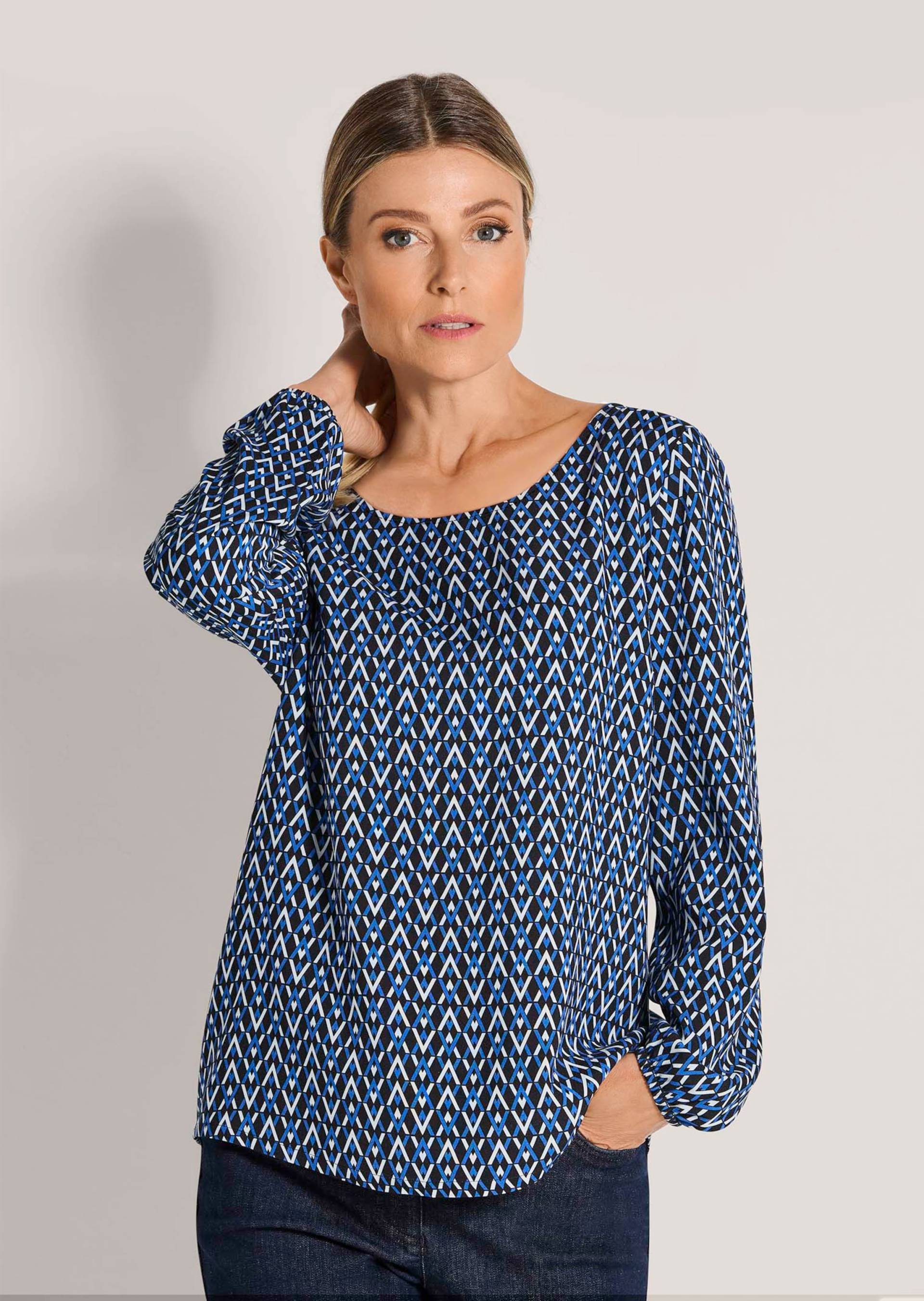 Bluse mit grafischem Print - blau / schwarz / gemustert - Gr. 21 von Goldner Fashion von Goldner Fashion