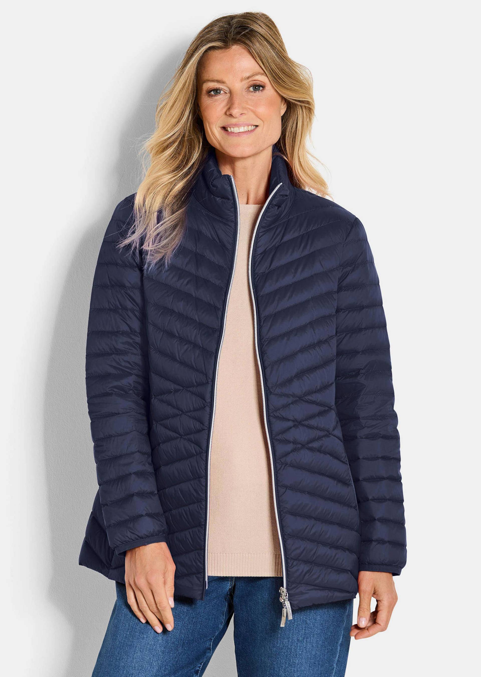 Daunenjacke mit femininer Steppung - marine - Gr. 52 von Goldner Fashion von Goldner Fashion