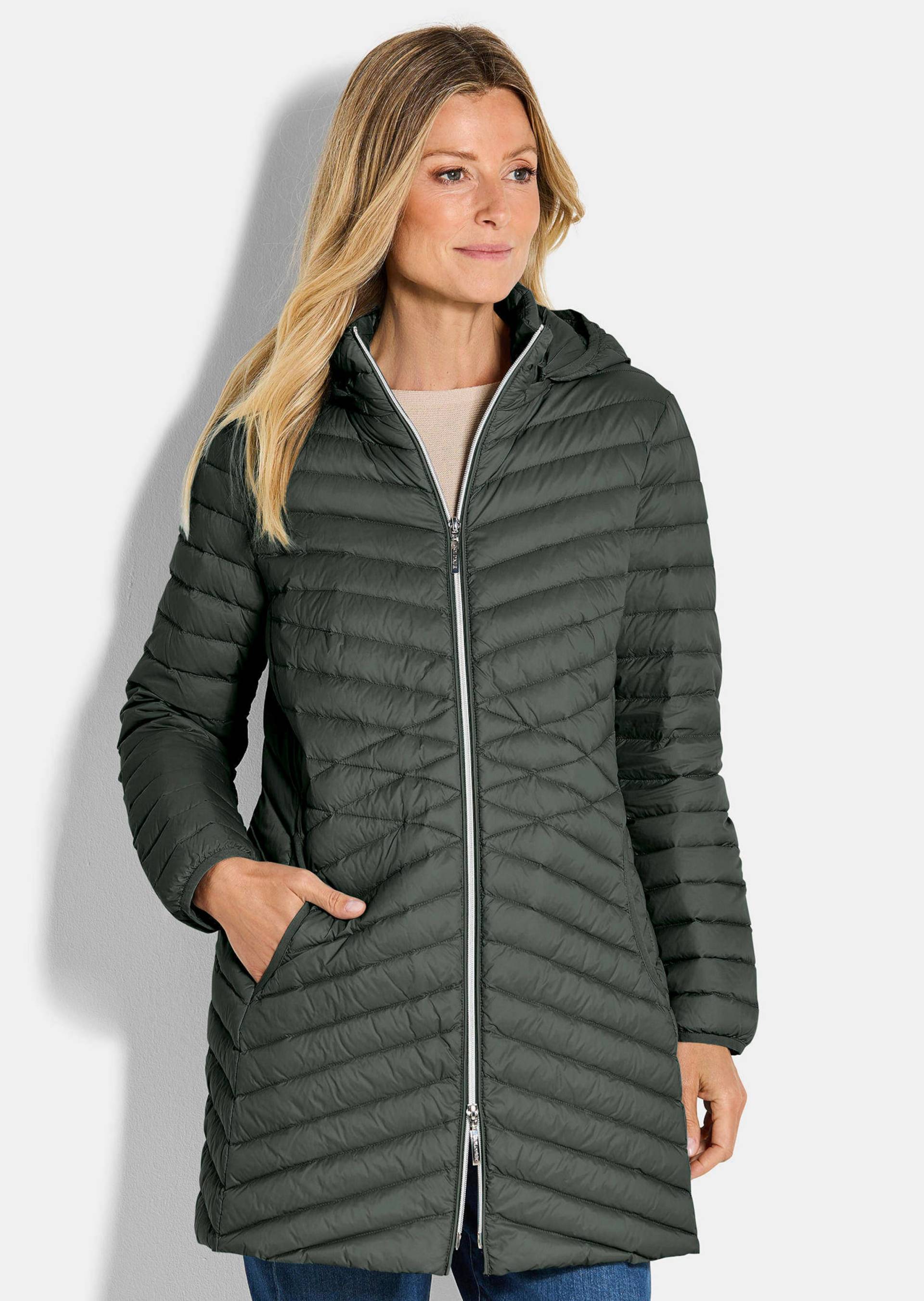 Daunenmantel mit femininer Steppung - khaki - Gr. 46 von Goldner Fashion von Goldner Fashion