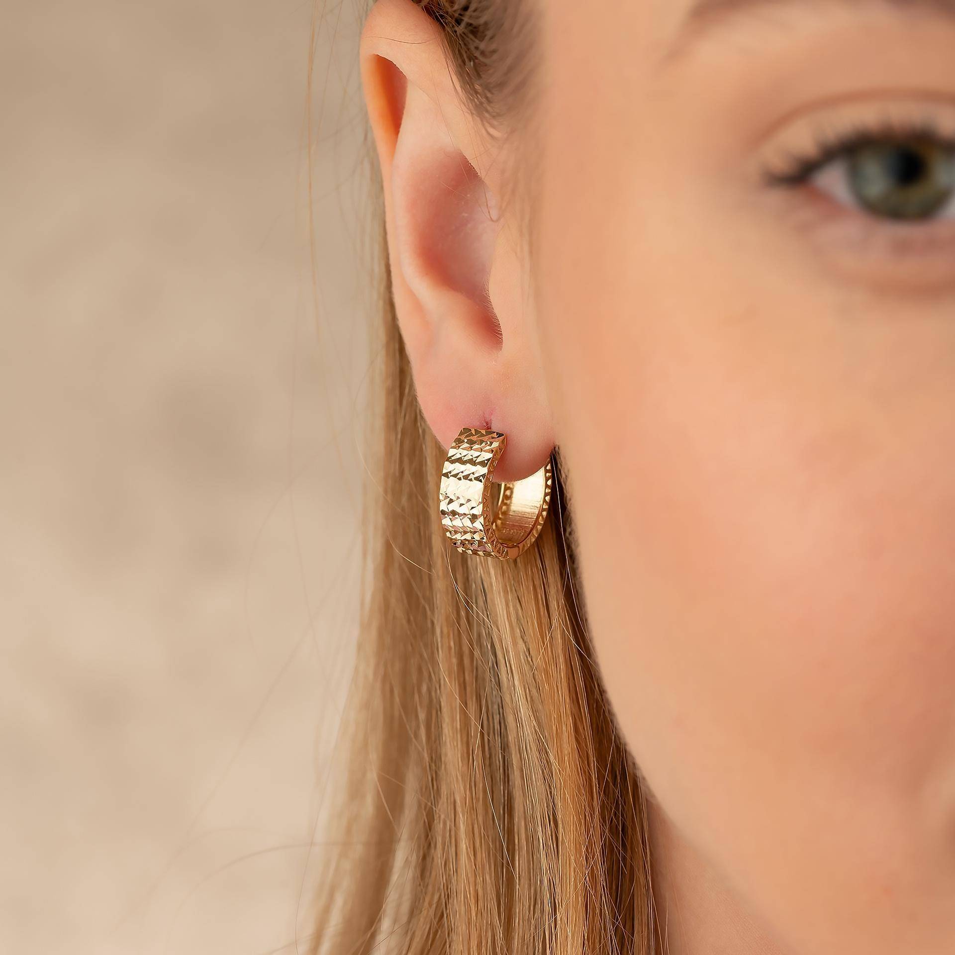 Medium Diamantschliff Creolen 14K Solid Gold Shoop Ohrringe, Klobige von GoldofAmericaJewels