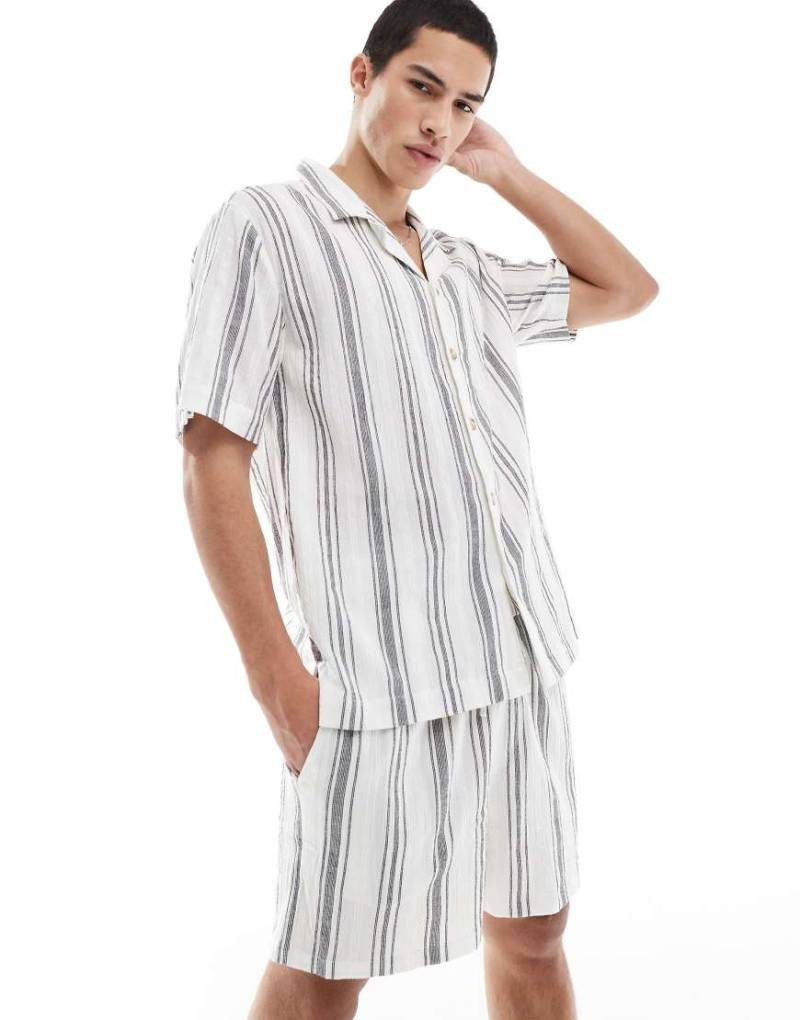 Goldsboro - Gestreifte Freizeit-Shorts in Weiß und Schwarz-Bunt von Goldsboro