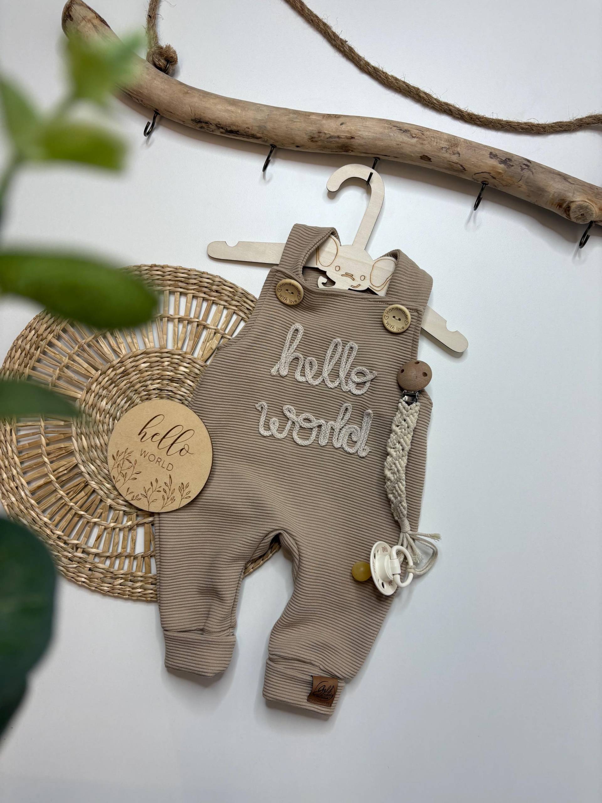 Latzhose Baby Kinder Mit Druckknöpfen Homecoming Outfit Latzhose Baby Kinder Mit Druckknöpfen Homecoming Outfit von GoldschatzCaroMade
