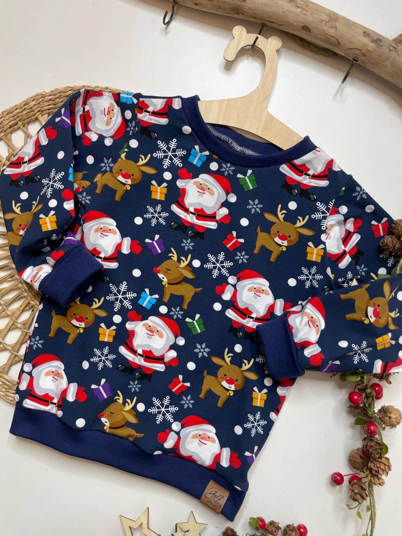Sweater Mit Rentieren Und Weihnachtsmann Weihnachtspulli Pulli Kinder Winter von GoldschatzCaroMade