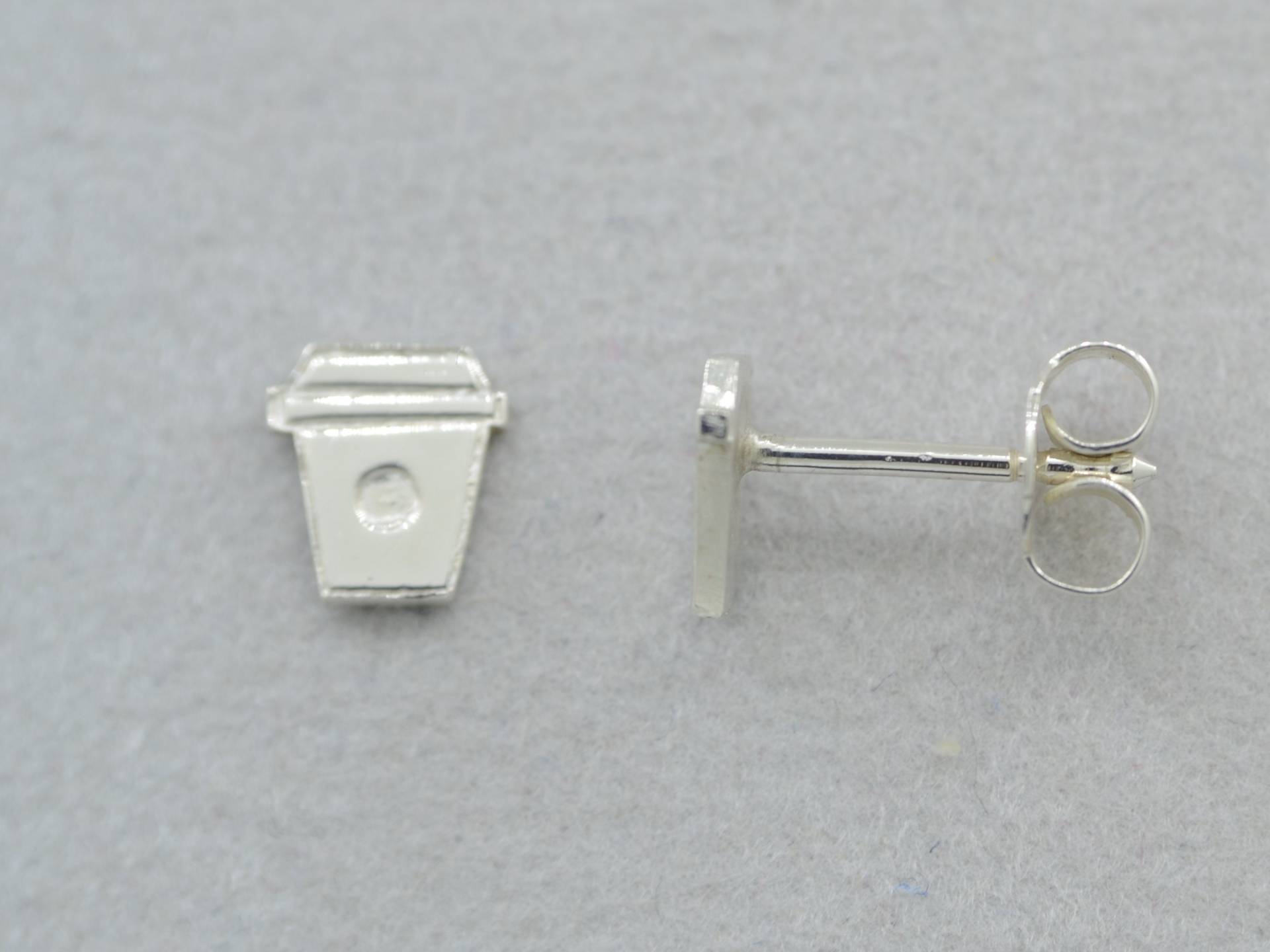 Mini-Ohrstecker Als "Coffee To Go" Becher Aus 925 Silber von GoldschmiedeGrunwald