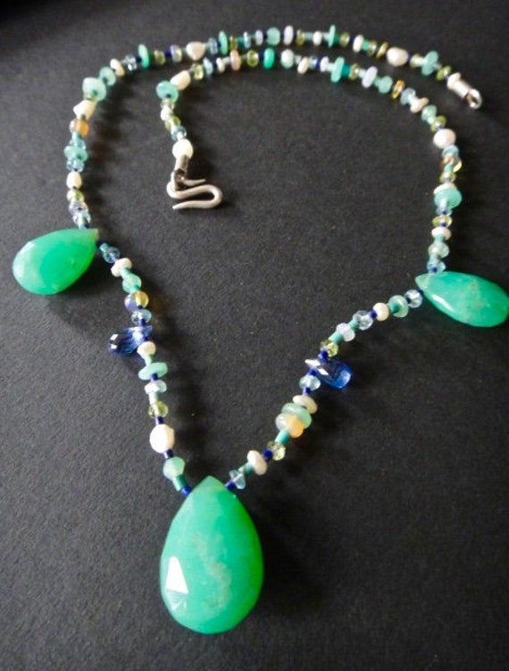 Chrysoprastropfencollier von GoldschmiedeHarlekin