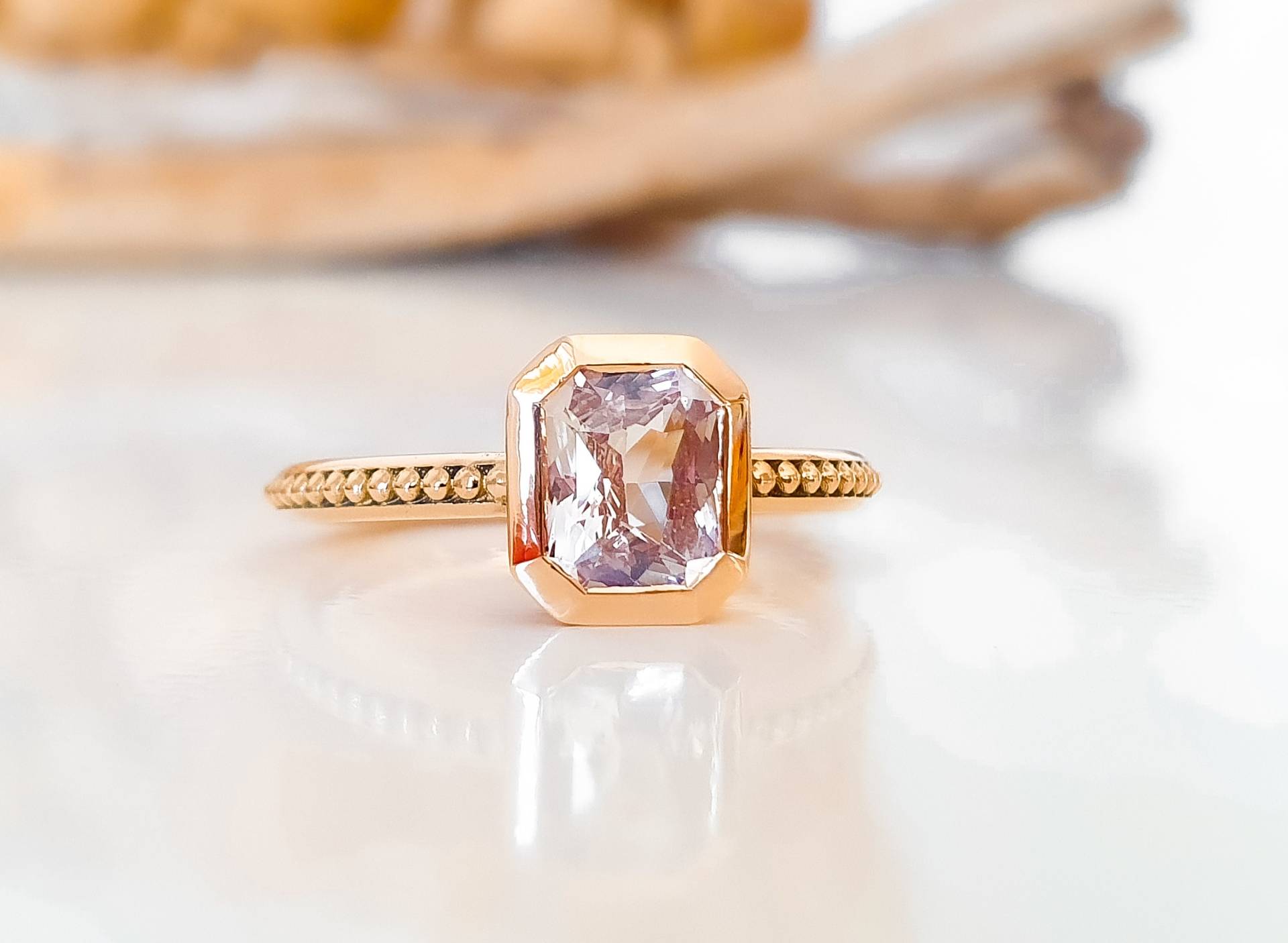 Saphirring Ring Saphir Verlobungsring Vintage Aus 750Er Rosègold von GoldschmiedeJosefine