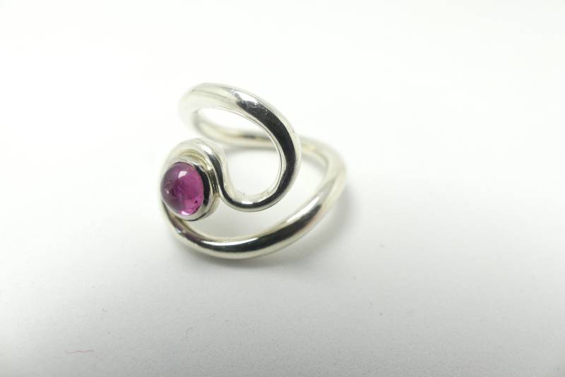Silberring Mit Turmalin -Pink von GoldschmiedeLippmann