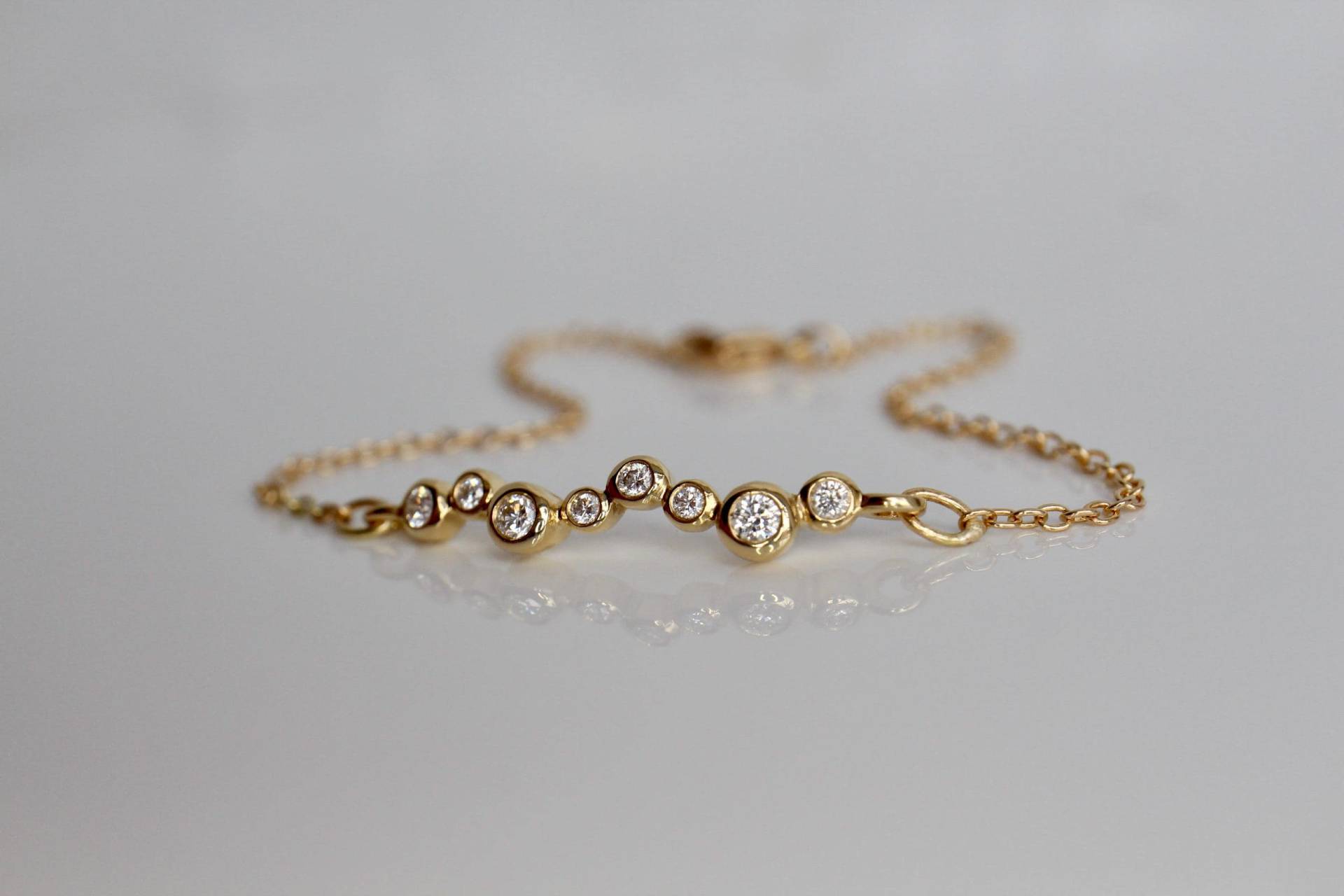 750 Gold Armband Mit Natürlichen Echten Diamanten, Zartes Goldarmband Beweglich Brillanten Handarbeit Vom Goldschmied von GoldschmiedePrignitz