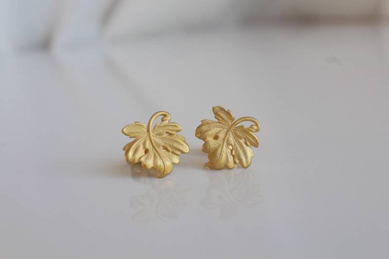 900 Gold Weinblatt Ohrstecker, Blätterohrringe Aus Massiv Gold, Ohrstecker in Blätterform, Handarbeit Goldschmied von GoldschmiedePrignitz