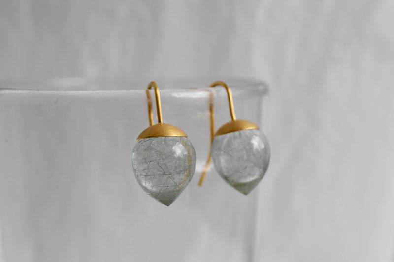 Bergkristall Rutil Ohrringe Mit 900 Gold, Goldohrringe Rutilquarz in Traubenform, Für Jeden Tag Handgearbeitet Goldschmied von GoldschmiedePrignitz