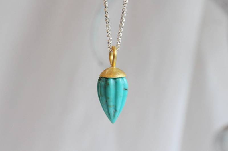 Türkis Anhänger Mit 900 Gold, Leuchtend Grünblauer Handgemacht Aus 22 Karat Gold Tropfen, Pendel von GoldschmiedePrignitz