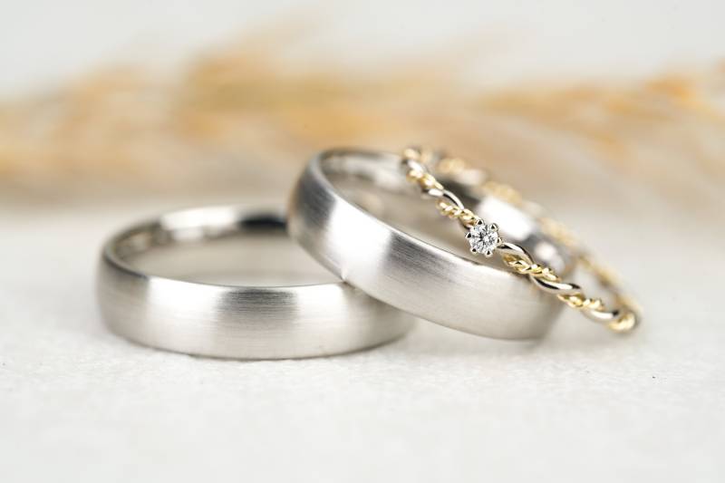 Eheringe Platin Set Mit Verlobungsring | Breite Trauringe 600 Verlobungsringe Partnerringe Filigran Diamant Hochzeit Platinring von GoldschmiedeScheffel