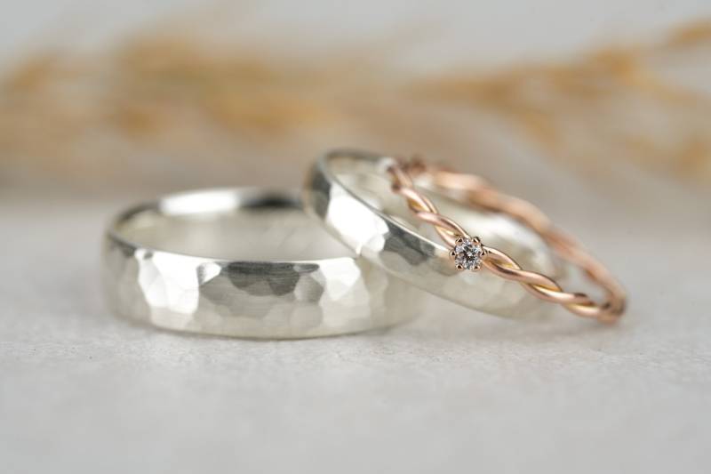 Eheringe Set Gehämmert Silber Rosegold | Trauringe Mit Kordelring Silberringe Beisteckring Verlobungsring Partnerringe Bicolor Diamant von GoldschmiedeScheffel