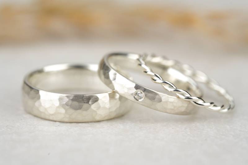 Schmale Eheringe Set Gehämmert Diamant Silber | Trauringe Mit Kordelring Silberringe Beisteckring Verlobungsring Partnerringe von GoldschmiedeScheffel