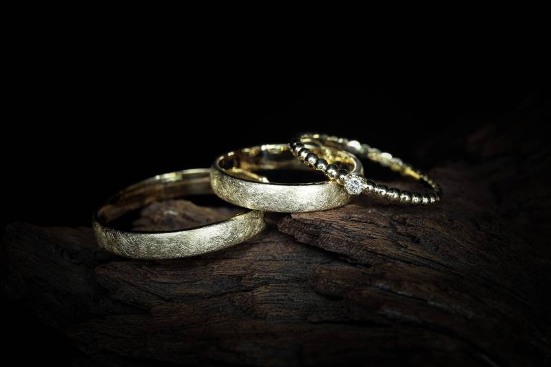 Trauringe/Eheringe Unsere "Saarlouiser Ringe" Aus 585 Gold Und Beisteckring Noch Dazu Mit Brillant 0, 02 Ct von GoldschmiedeScheffel