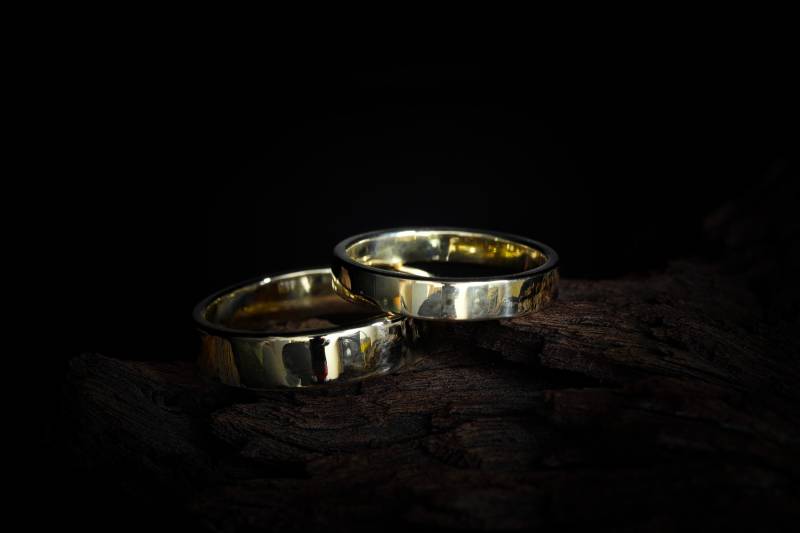 Trauringe " Lola Aus Gold Poliert, Gold, Eheringe Filigran, Schmal von GoldschmiedeScheffel