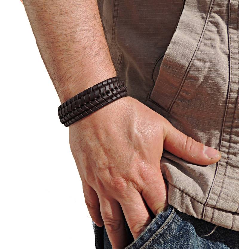 Handgefertigtes Geflochtenes Lederarmband Rustikaler Herrenschmuck Handgefertigtes Geflochtenes Lederarmband Rustikaler Herrenschmuck von Gongoria