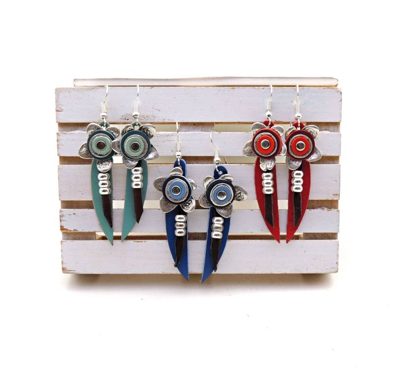 Boho Leder Blumen Ohrringe Handwerklich Gefertigter Schmuck Boho Leder Blumen Ohrringe Handwerklich Gefertigter Schmuck von Gongoria