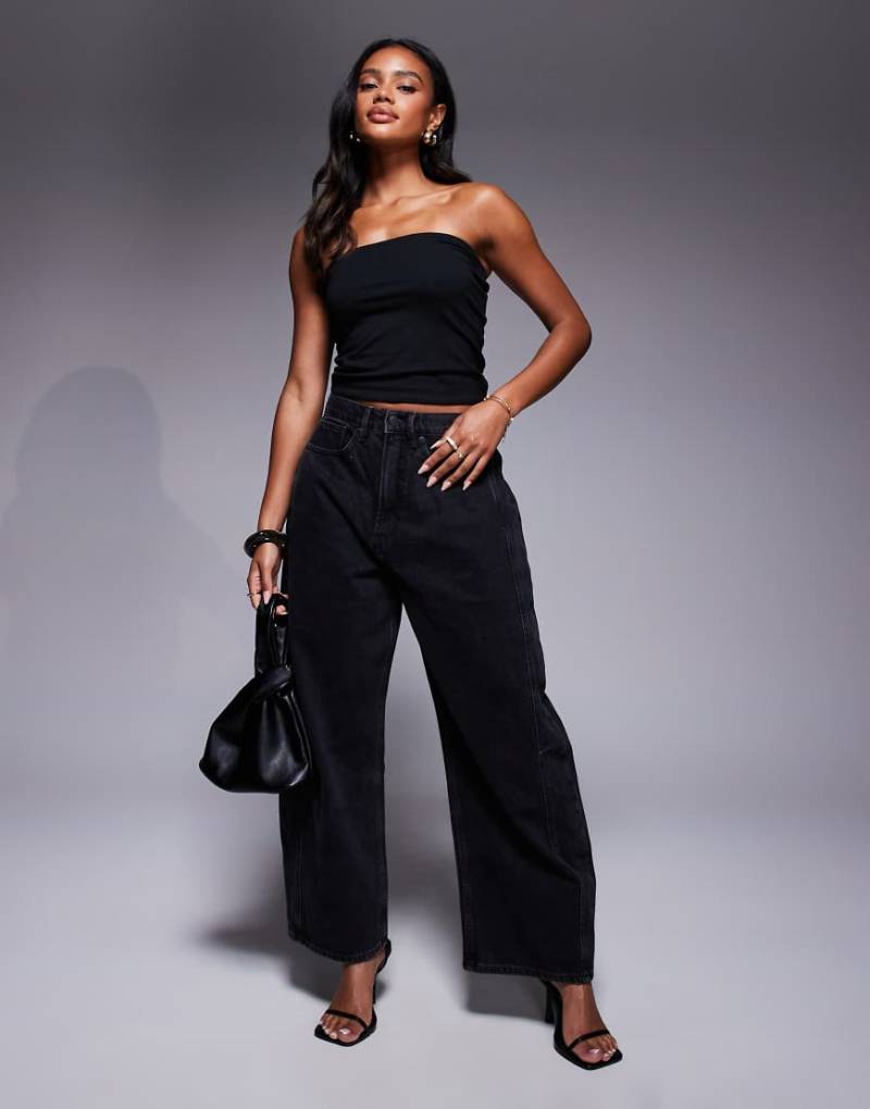 Good American - Good Extreme - Barrel-Jeans in Schwarz von Good American