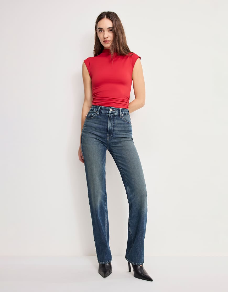 Good American - Soft Tech Good Legs - Straight Jeans in dunklem Indigoblau von Good American