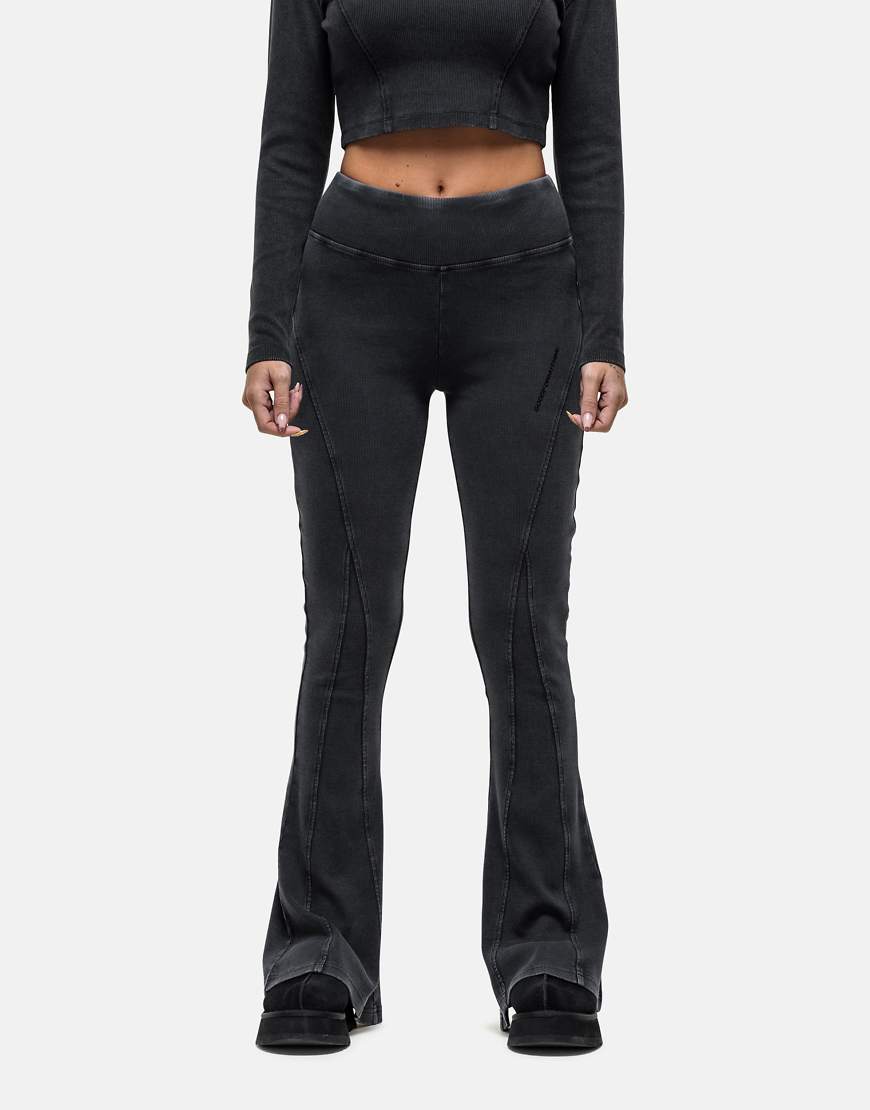 Good For Nothing - Gerippte Leggings in sonnenverblasster schwarzer Waschung mit Ziernähten von Good For Nothing