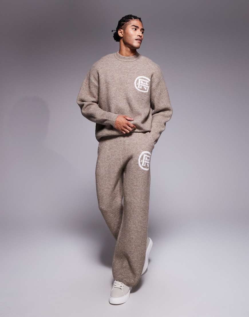 Good For Nothing - Gestrickte Jogginghose in Beige mit geradem Bein und Emblem-Aufdruck-Neutral von Good For Nothing