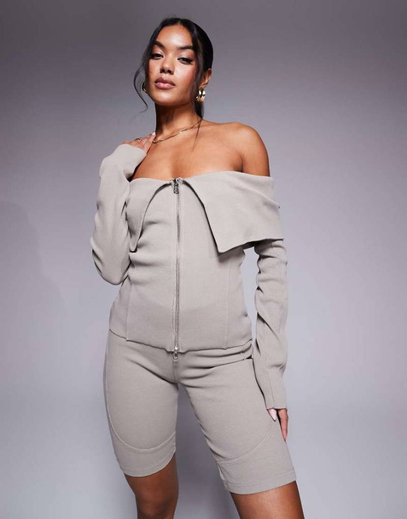 Good For Nothing - Langärmliges geripptes Oberteil in Beige-Neutral von Good For Nothing