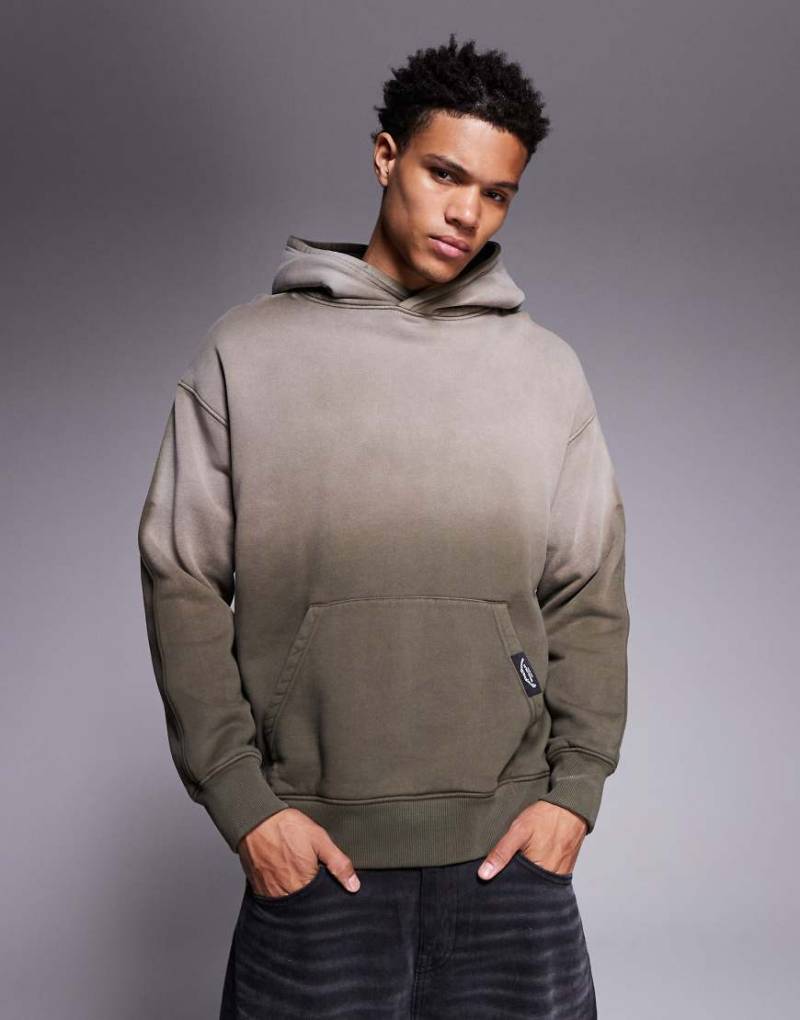 Good For Nothing - Oversize-Kapuzenpullover in verwaschenem Dunkelbraun-Brown von Good For Nothing