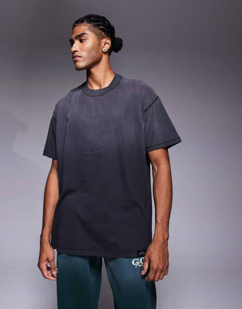 Good For Nothing - Oversize-T-Shirt in Schwarz mit Spray-Optik von Good For Nothing